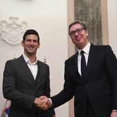 De la „erou” la „trădător”    Djokovic,  persona non grata pentru regimul Vucic, după ce a sprijinit protestele anti-corupție: „Fals patriot”