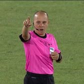  Vassaras, aliat neașteptat  Șeful grec al arbitrilor este apărat:   „De vină sunt românii din Comisie, că doar execută ordine”