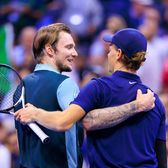 „Inteligență artificială!”    VIDEO.  Cum a fost catalogat   Jannik Sinner , după ce și-a năucit adversarul la US Open + mesajul primit la fileu