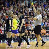 Scandal în handbalul românesc  Trei din cei patru membri ai Comisiei Centrale a Arbitrilor   au demisionat  » Care e motivul