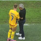 Drăguș, scos la tablă!    VIDEO.  Atacantul naționalei, certat de   Mircea Lucescu  timp de aproape un minut! Totul s-a întâmplat pe teren
