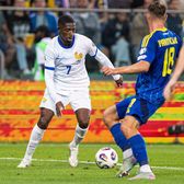 Furie la Paris   Accidentarea lui Dembele din meciul Ucraina - Franța   a revoltat conducerea PSG:  „E o nebunie că l-au lăsat să joace!”