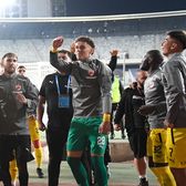 Surpriză la Dinamo   Abia a împlinit   17 ani  și a fost convocat de Kopic la meciul cu Petrolul! Motivul pentru care a ajuns în lot