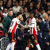 Ce eroare, Man! Nici n-a atins mingea!  Debut ratat în Liga Campionilor pentru Dennis.   De ce a ajuns vârf de avarie la PSV