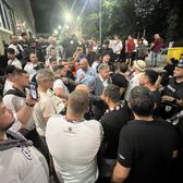 „Rapid își cenzurează propriii suporteri”  Facțiunea care l-a contestat pe Șumudică acuză dur conducerea alb-vișiniilor:   „Oameni fără scrupule”