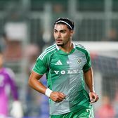 De ce a ales naționala tricoloră  Tatăl lui   Lisav Naif Eissat  a explicat decizia fiului său: „A avut mereu sentimentul că aparține și României”