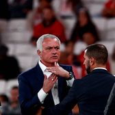 „Dacă acesta este noul fotbal...”     Ce l-a înfuriat pe Jose Mourinho   după primul meci acasă, la Benfica: „Extrem de nedrept”