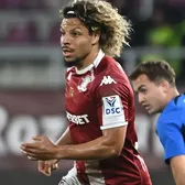 Papeau, înapoi în Superliga  Fostul jucător de la   Rapid  a fost anunțat la o echipă care se află pe loc de play-off