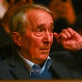 Valentin Ceaușescu, grav bolnav   Omul din umbra Stelei '86   a dat în judecată statul  pentru ajutor financiar!   UPDATE:   Proces suspendat