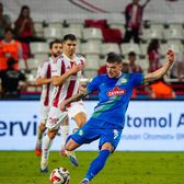 Mihăilă, ce gol!    VIDEO.  Momentul în care internaționalul român   marchează de la mijlocul terenului  în Turcia