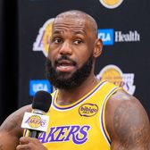 Au explodat prețurile    Cât a ajuns să coste un bilet  la ultimul meci al lui Lakers, după postarea lui LeBron James