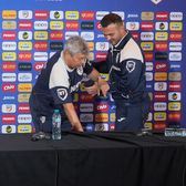 Haos total la conferința lui Mircea Lucescu și Ianis Hagi  Nervi, ironii și o cădere evitată la limită:   6 episoade  ciudate cu selecționerul