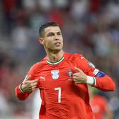 Ronaldo, primul fotbalist miliardar   Cristiano bate și recorduri financiare, nu doar pe teren.   Ce avere are + anunț de ultimă oră