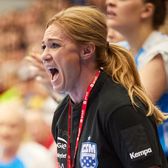  Iulia Curea, antrenor secund  Fosta handbalistă de la CSM București va fi omul din spatele lui Ovidiu Mihăilă la   naționala feminină:  „O onoare”