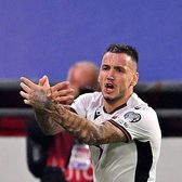 „Ucideți albanezii!”    VIDEO.  Istvan Kovacs, în mijlocul unor   incidente grave la Serbia - Albania  » Marcatorul golului victoriei s-a răzbunat pe sârbi