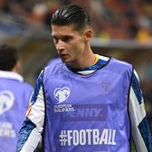 „Este o nebunie”   Dezbatere aprinsă după   decizia controversată   luată de Lucescu: „Poate explică de ce a făcut asta”