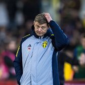 Dat afară după dezastru  Selecționerul a fost demis după   rezultatele rușinoase  » Un antrenor a anunțat că vrea să-i ia locul: „Ar fi fantastic”