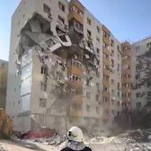 Gâlcă, șocat de explozia din Rahova  Antrenorul de la Rapid   și-a sunat imediat tatăl  în momentul în care a aflat despre dezastru