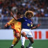 Mural cu Hagi și Valderrama   Unde va fi realizată pictura cu legendele din   România și Columbia : „O nebunie!”