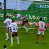 Scorpionul Koljic     VIDEO.  Atacantul lui Rapid a reușit o   intervenție fabuloasă , pe linia porții, în derby-ul cu Dinamo