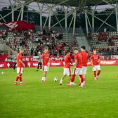 „Frăția fotbalului”  Bilete la CS Dinamo - FC Dinamo: „Nu există gazde sau oaspeți” » Gazonul de pe „Arcul de Triumf”,   recondiționat înaintea meciului