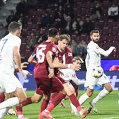 „CFR Cluj, o echipă fără stăpân”  Doi foști jucători au analizat situația actuală a ardelenilor: „Cred că sunt niște   probleme în vestiar”