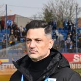 „Nu suntem în mare criză”   Mirel Rădoi, apel la fani după egalul 0-0 cu Metaloglobus:   „Aruncăm  tot ce s-a construit până acum?”