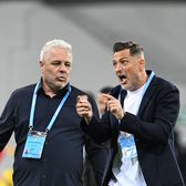 Crede că Rădoi greșește     Marius Șumudică  a analizat strategia de la Universitatea Craiova  „Rupi echipa în două”