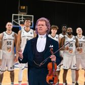 U-BT Cluj, în exil    Concertul lui Andre Rieu  forțează campioana României să plece din oraș pentru meciul din Euro Cup