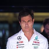 „Un nebun”  Toto Wolff   nu îl iartă pe Michael Masi  la 4 ani după greșeala care l-a costat victoria pe Hamilton: „A distrus recordul”