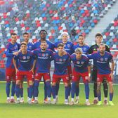 „E nevoie ca Steaua să fie la locul corect”  Suporterii steliști   cer amânarea meciului de sâmbătă  după decesul lui Emeric Ienei