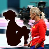  „Femeia asta e un monstru!”  O altă fostă elevă a Cameliei Voinea o acuză pe aceasta de abuzuri fizice și psihice.   „Mi-a smuls smocuri de păr din cap”