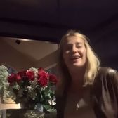 Nadia s-a apucat de cântat     VIDEO   „Zeița de la Montreal” a petrecut de   ziua de ei naștere  într-un mod inedit