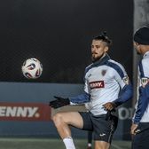 Din nou în tricoul naționalei    FOTO:  Jucătorul revenit în lotul lui Mircea Lucescu:   „Ce dor mi-a fost”