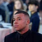 Mbappe continuă războiul cu PSG  Starul lui Real Madrid cere despăgubiri în valoare de   260 de milioane de euro!
