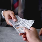 Blat de zeci de mii de dolari!  Mărturisire la Parchet.   Cine a instigat, cine și cât a plătit, cine a luat banii.  Au pariat pe meci în străinătate