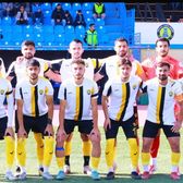 Nimiciți de scandalul pariurilor  Un club din Turcia a rămas   doar cu 7 fotbaliști:   „Staff-ul e mai mare decât lotul de jucători”