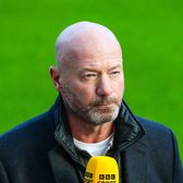 „Patru prostuți”   O legendă a fotbalului din Anglia a ridiculizat   defensiva Barcelonei:  „Asta e o nebunie absolută!”