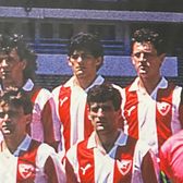 Respect pentru Belo  Muzeul clubului Steaua Roșie e plin cu   imagini cu Belodedici:  „Fantastic! O legendă! Va fi în tribune”. Trofeul-surpriză expus