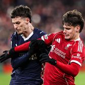 Dennis Man i-a cucerit pe olandezi  Nota primită de român, după ce   PSV a umilit Liverpool  chiar pe Anfield: „Cel mai slab, dar excelent!”