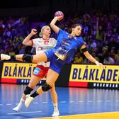 „Apărarea a fost șvaițer”  Un fost mare jucător român le critică pe „tricolore” după   înfrângerea cu Danemarca:  „Va fi greu cu Ungaria”