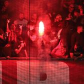 Insultați, scuipați, bătuți!  Revoltător:   ultrașii s-au răzbunat  pe propriii jucători