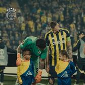 Ederson, gest superb    FOTO:  Cum a reacționat portarul lui Fenerbahce când s-a întâlnit cu o fetiță cu   deficiențe de auz  în derby-ul cu Galatasaray