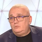 Mesaj pentru Grădinescu    FOTO  cu bannerul afișat pe Arena Națională după tensiunile dintre comentator și   fanii din Ghencea