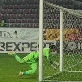 Explicațiile lui Aioani    VIDEO:  Portarul Rapidului, după ce i s-au arătat imaginile de la gafa cu Oțelul:   „N-am mai văzut mingea”