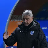 „Poate n-a respectat ce i s-a cerut”   Sorin Cârțu, despre posibilele   plecări de la Craiova:  „E greu să facă față”