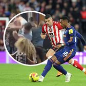 Haos de nedescris    FOTO.  Fanii a două echipe din Premier League   s-au luat la bătaie  într-un bar, după meci! Au aruncat cu scaune