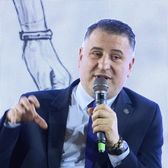 „Este anti-român”  Atac al deputatului AUR la adresa lui   Nicușor Dan,  după ce președintele a trimis Ordinul Novak la Curtea Constituțională: „Siderat”