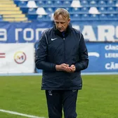 „Ne-am făcut-o cu mâna noastră”  Emil Săndoi, critici dure după AEK - U Craiova 3-2:   „Parcă ne-am bramburit de tot!”