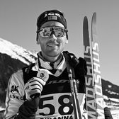 „Un fel de sufocare reglabilă”  Sportivul purta un   dispozitiv controversat  în momentul în care a fost găsit mort în camera de hotel